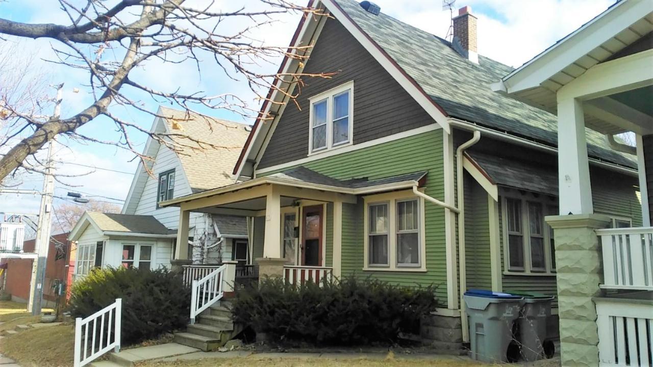 Comfortable 3 Bedroom Craftsman Bungalow In Milwaukee'S Bay View Neighborhood ภายนอก รูปภาพ